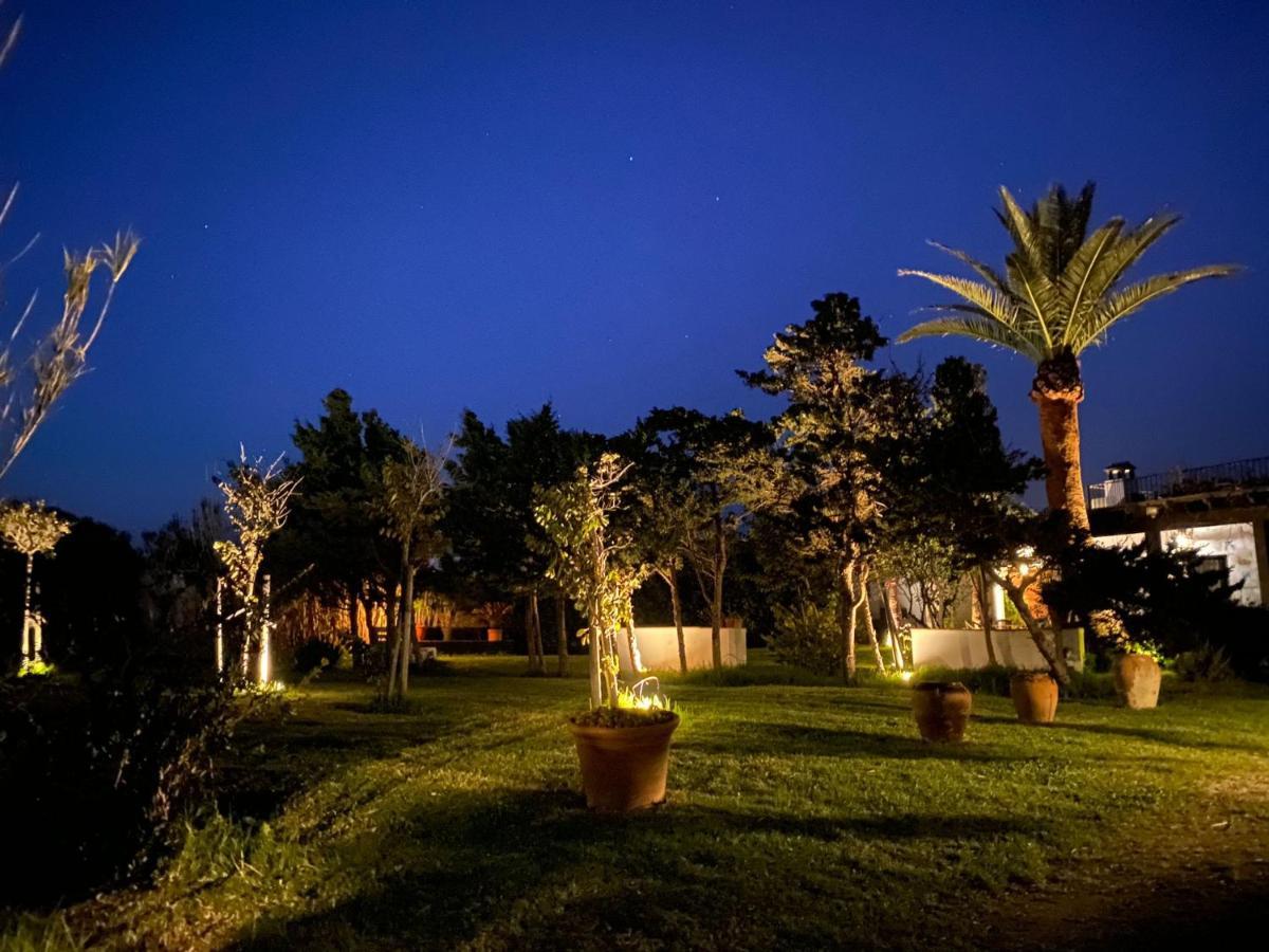 Отель Banti Garden Тарифа Экстерьер фото