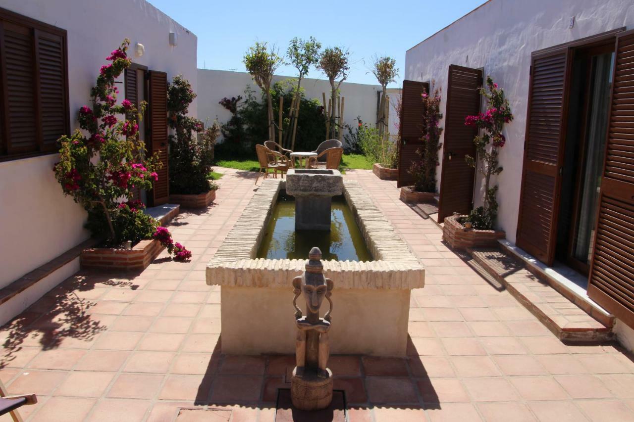 Отель Banti Garden Тарифа Экстерьер фото