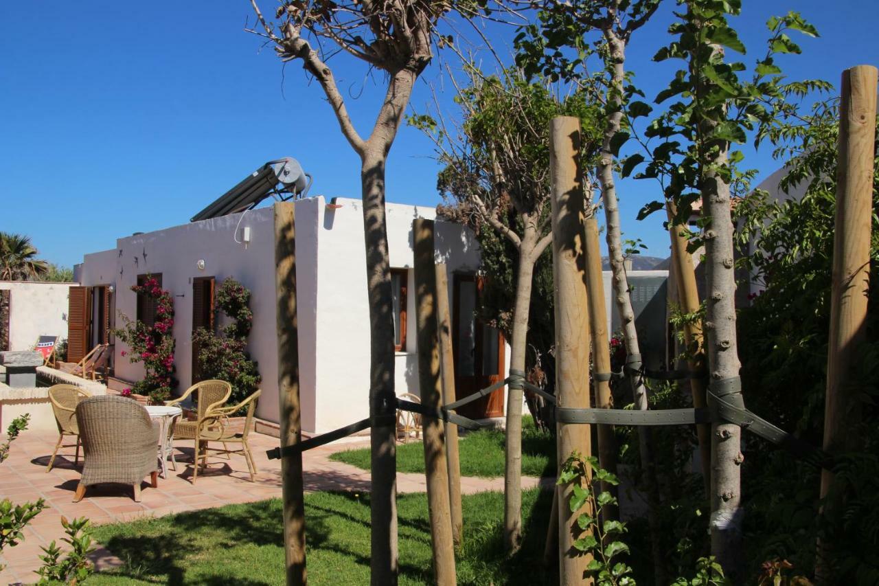Отель Banti Garden Тарифа Экстерьер фото